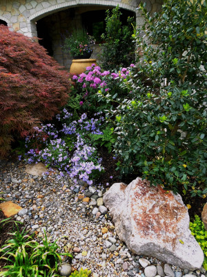 8 Stenger 5 BracN Boulders a River Stone Garden Lahaska 5-15